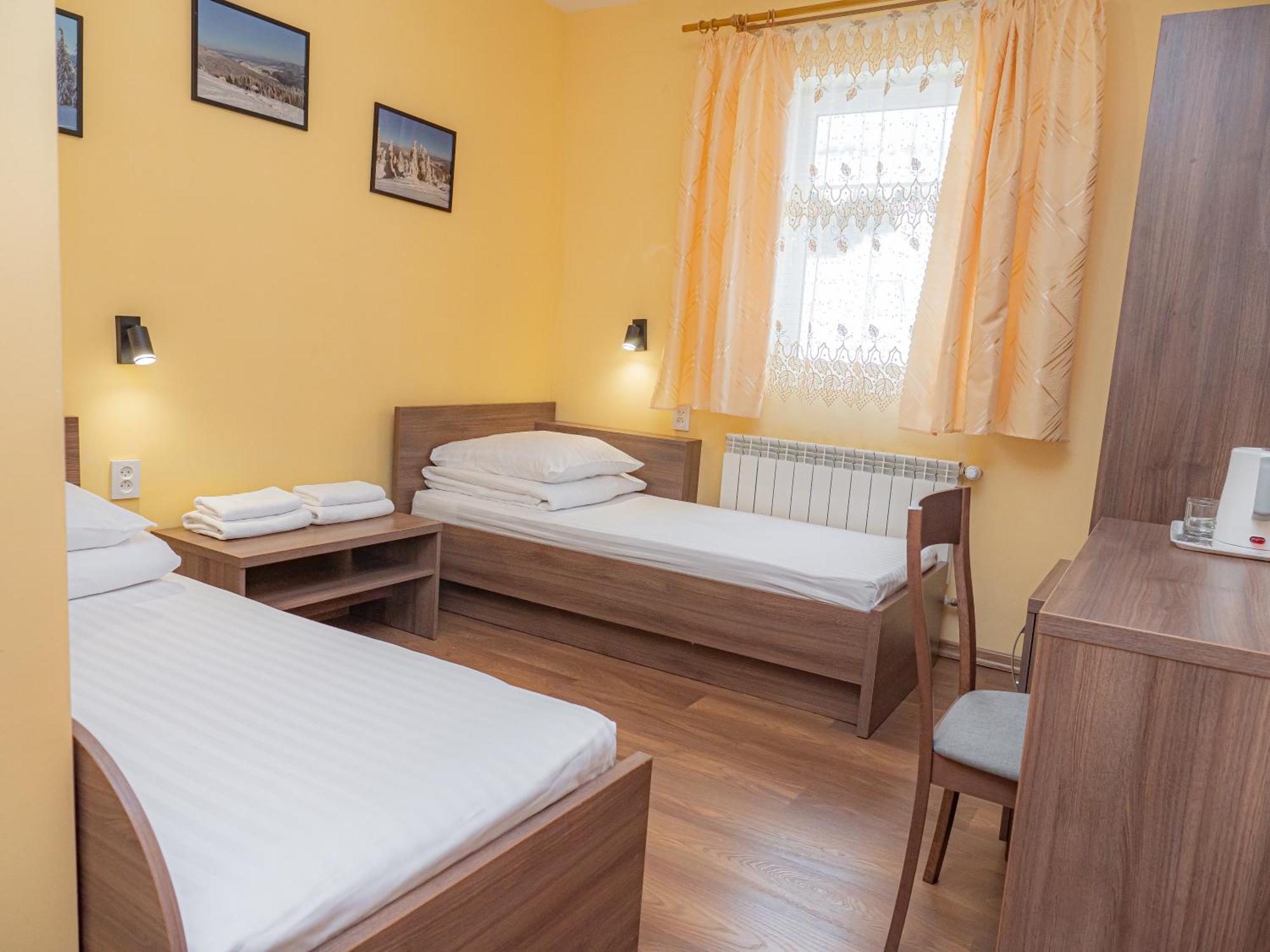 Оаза Hotel Drahobrat Eksteriør billede