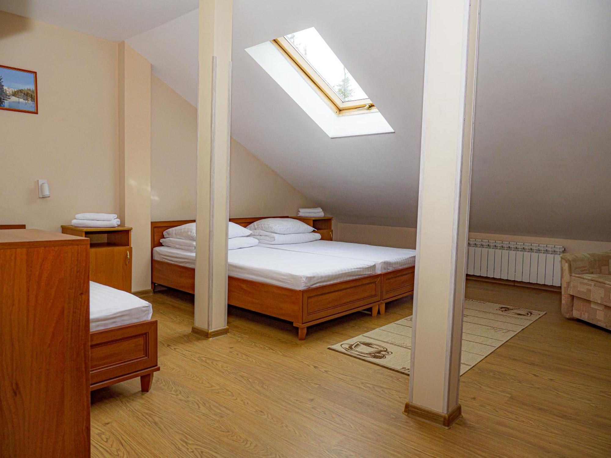 Оаза Hotel Drahobrat Eksteriør billede